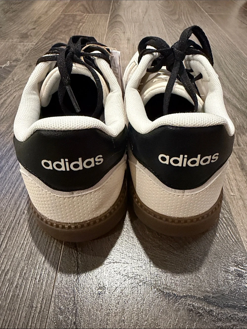 NWT adidas Breaknet Sneakers in White & Beige